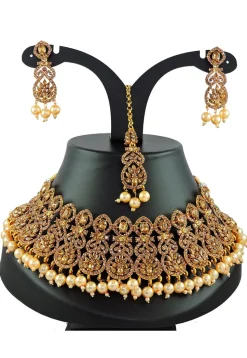 Stone Studded Choker Necklace Set