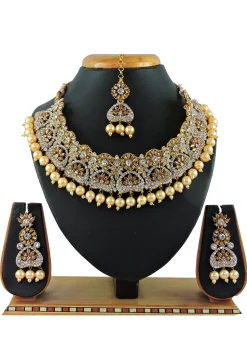 Stone Studded Choker Necklace Set