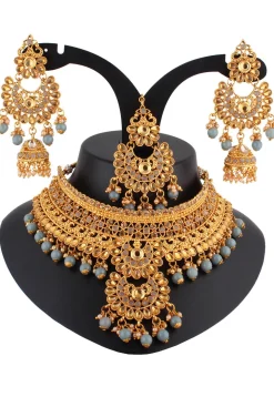 Stone Studded Choker Necklace Set