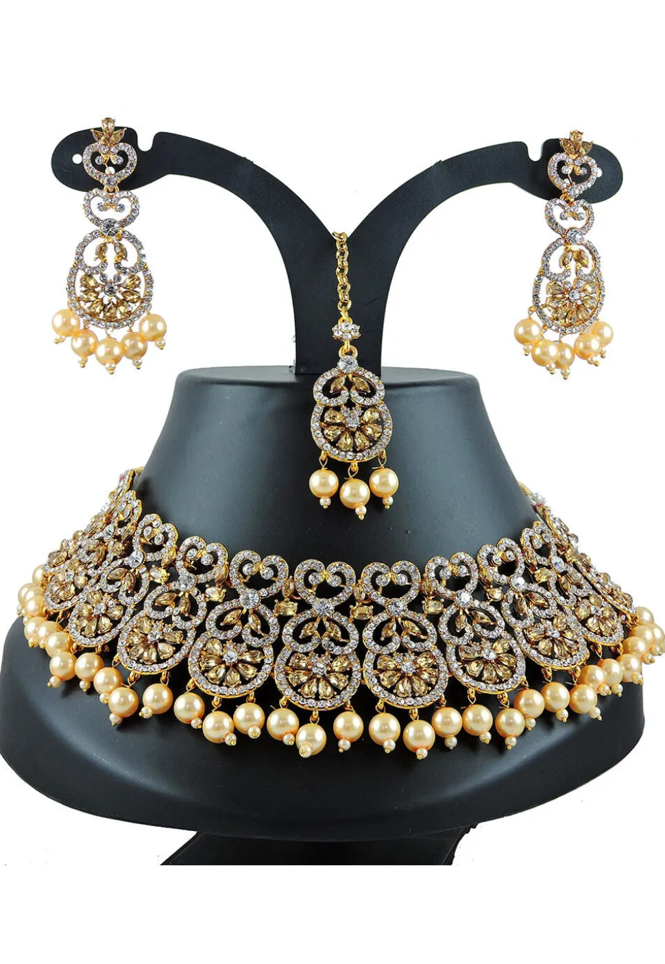 Stone Studded Choker Necklace Set