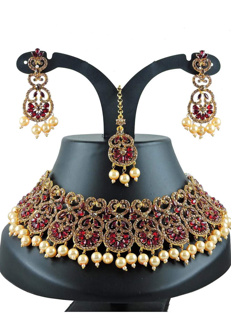 Stone Studded Choker Necklace Set