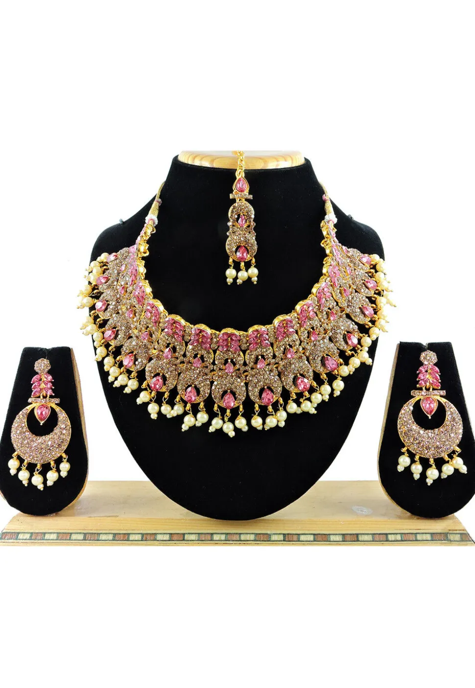 Stone Studded Choker Necklace Set