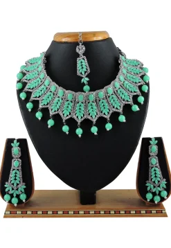 Stone Studded Choker Necklace Set