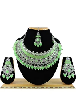 Stone Studded Necklace Set
