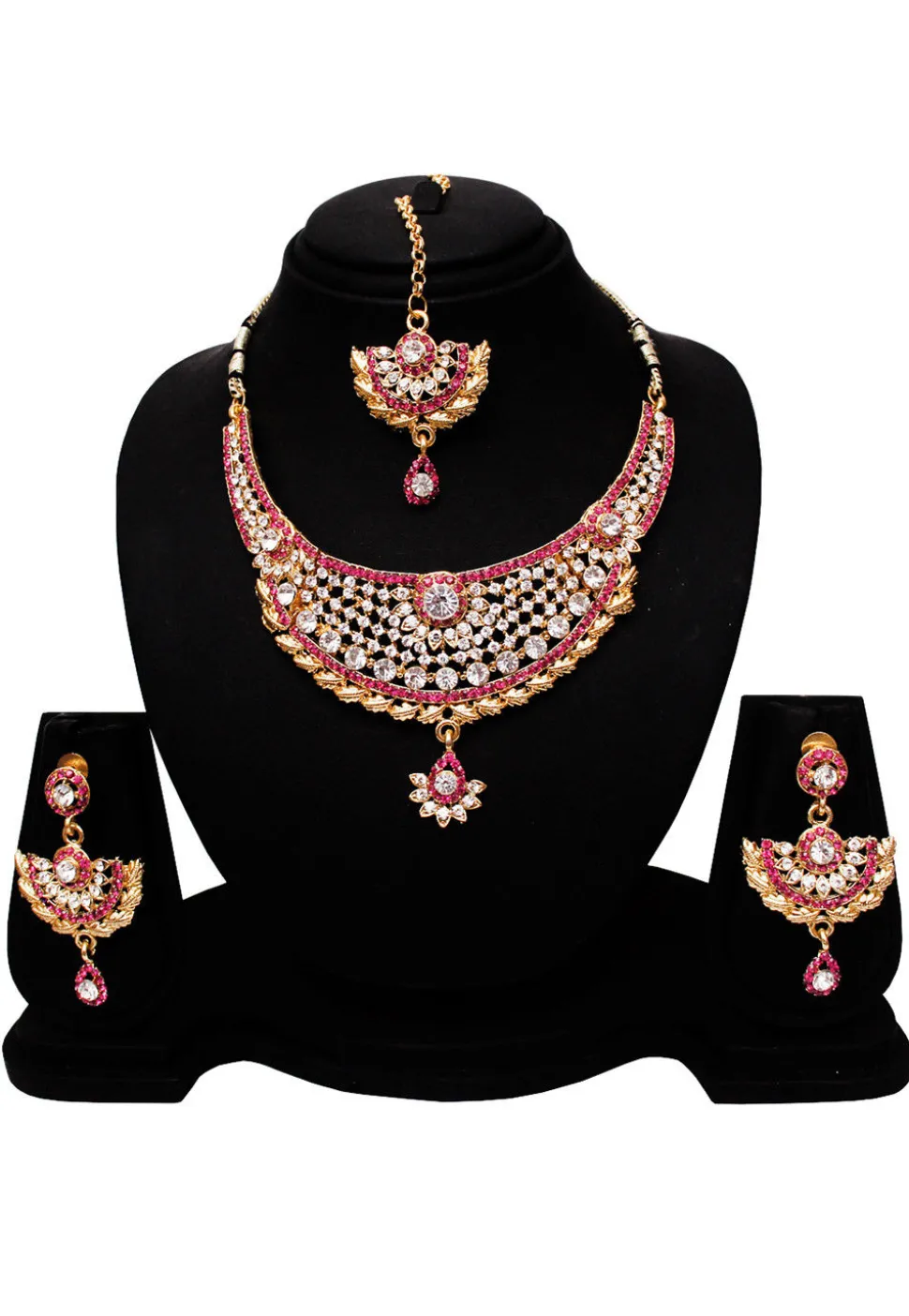 Stone Studded Necklace Set