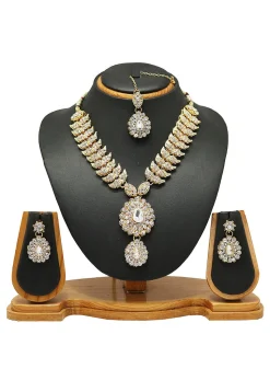 Stone Studded Necklace Set