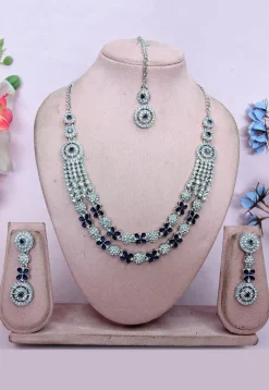 Stone Studded Necklace Set