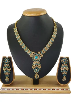 Stone Studded Necklace Set