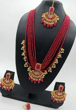 Stone Studded Necklace Set