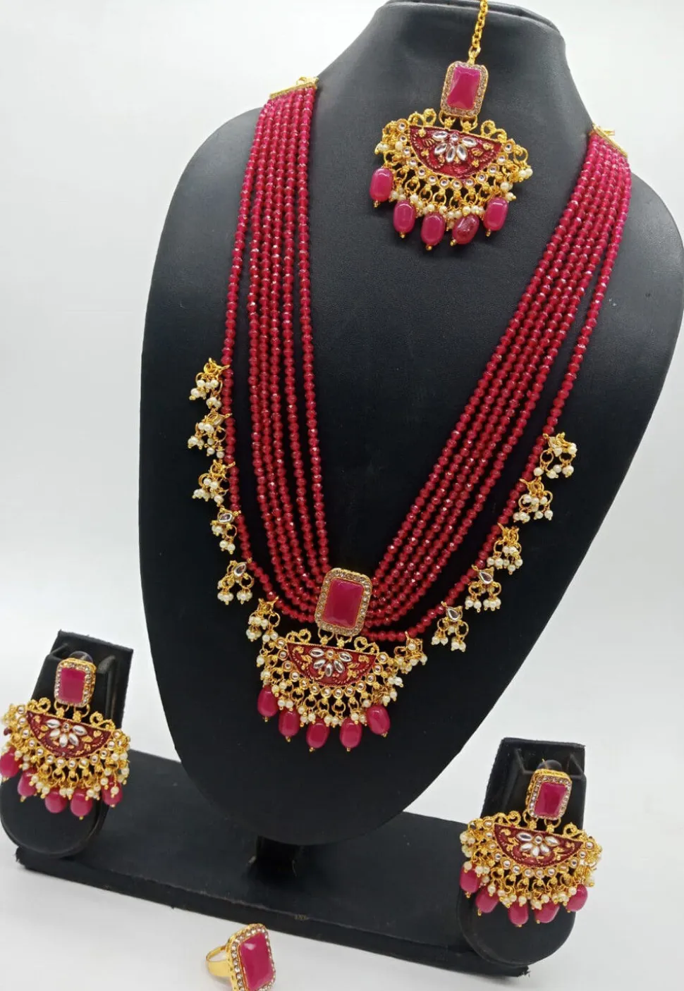 Stone Studded Necklace Set