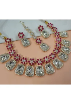 Stone Studded Necklace Set