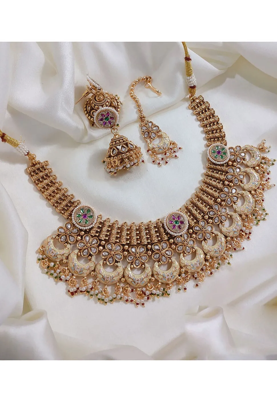 Stone Studded Necklace Set