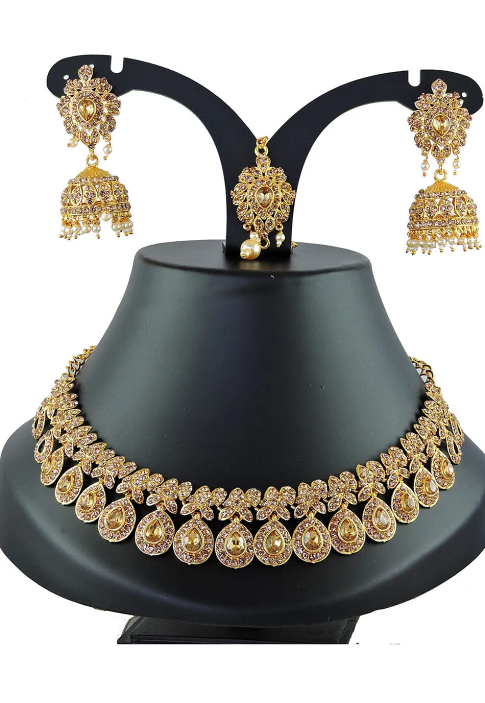 Stones Studded Choker Necklace Set