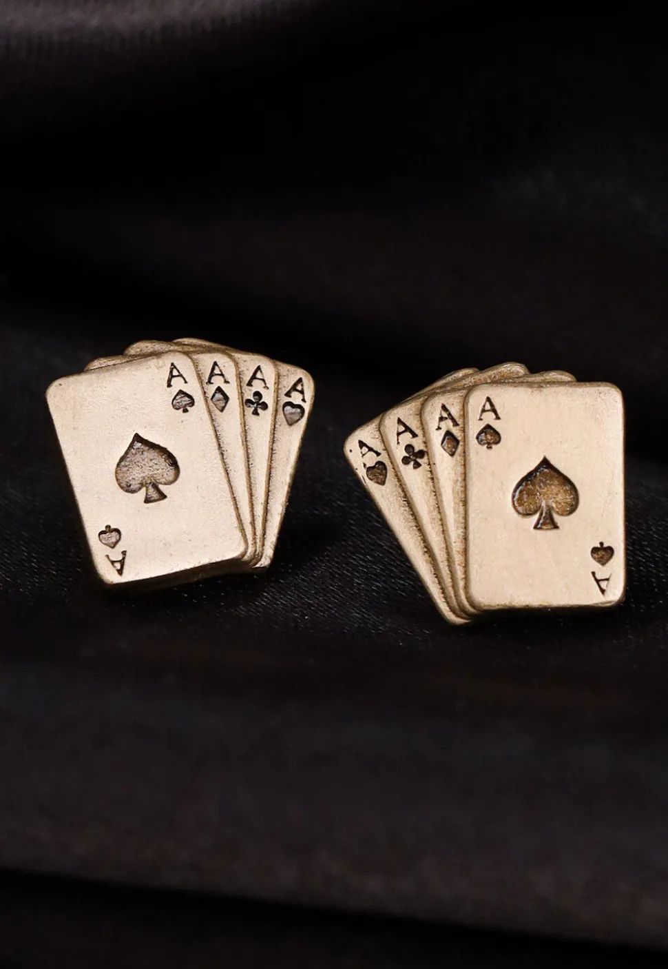 The Aces Rule and Golfer Metallic Collar Tips Gift Set