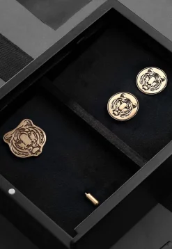 The Fiery Tiger Metallic Gift Set