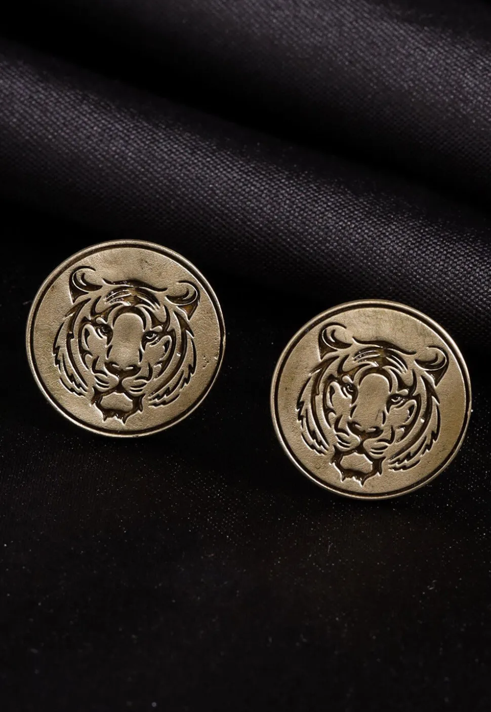 The Fiery Tiger Metallic Gift Set