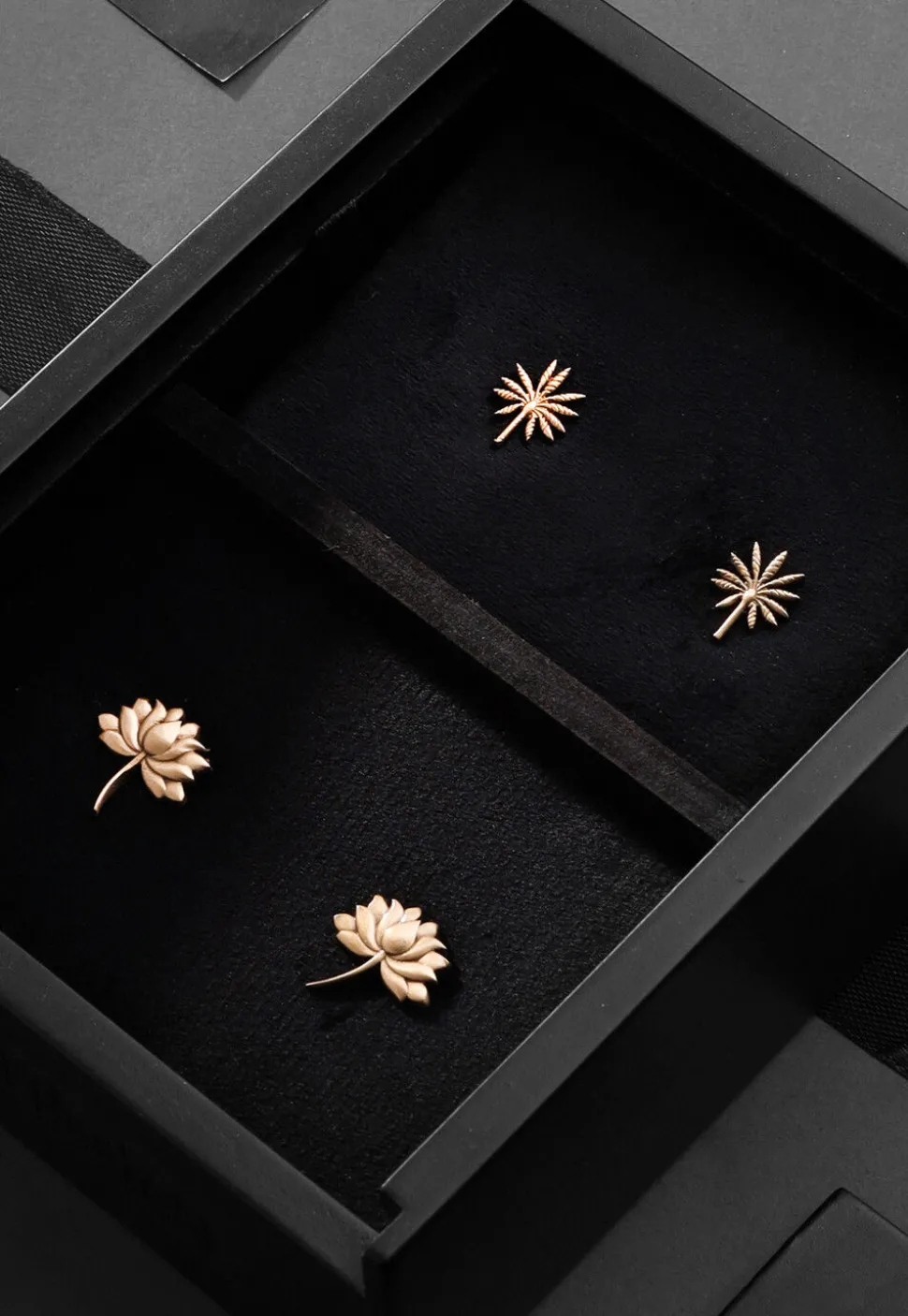 The Floral Metallic Collar Tips Gift Set