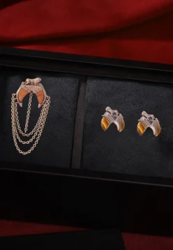 The Lion Claw Metallic  Gift Set