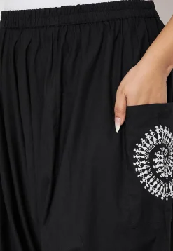 Warli Printed Pure Cotton Haram Pant in Black