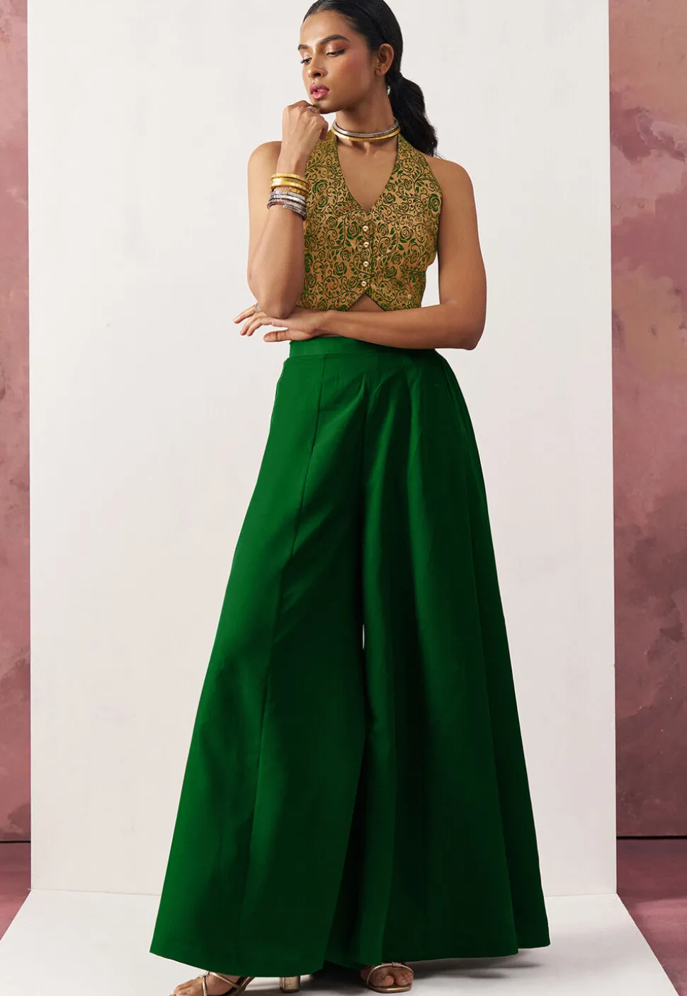 Woven Art Silk Jacquard Crop Top Set in Green and Golden