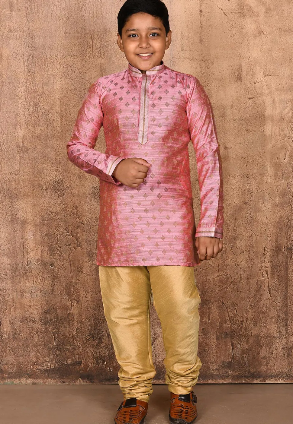 Woven Art Silk Jacquard Kurta in Pink