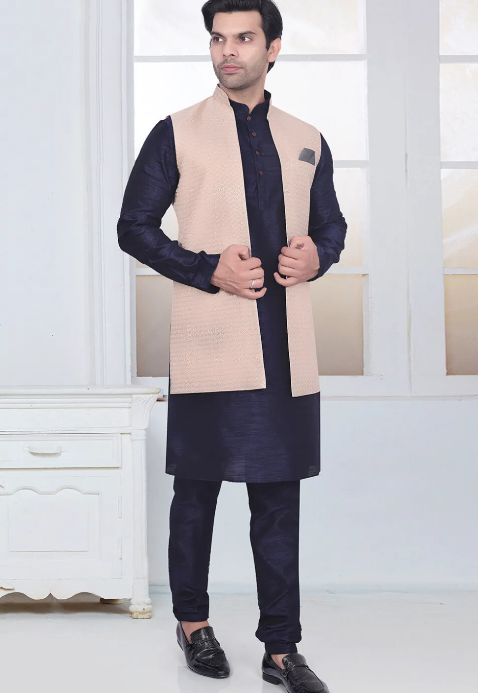 Woven Art Silk Jacquard Nehru Jacket in Peach