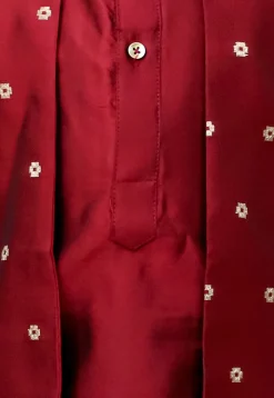 Woven Art Silk Kurta Set in Maroon