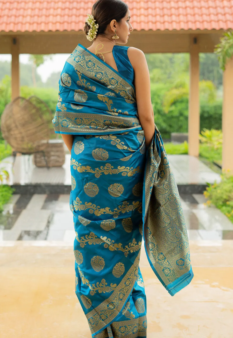 Woven Art Silk Saree in Blue