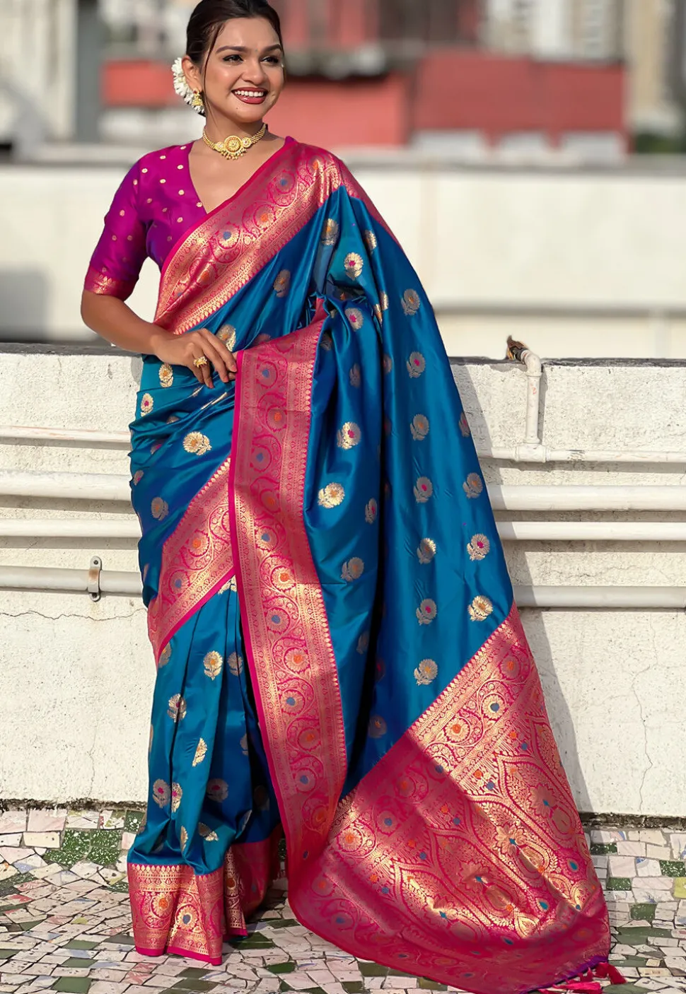 Woven Art Silk Saree in Blue