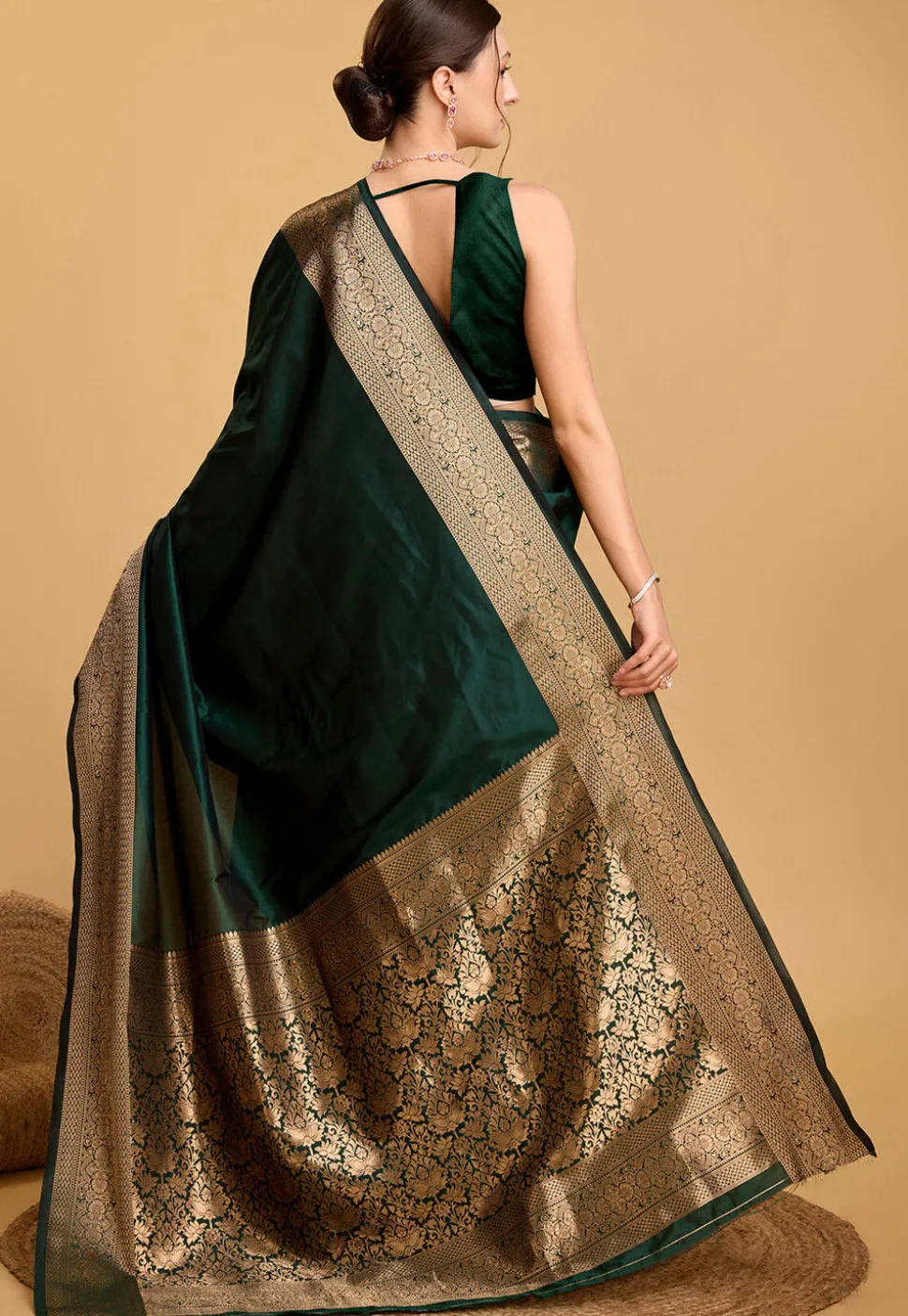 Woven Art Silk Saree in Dark Green