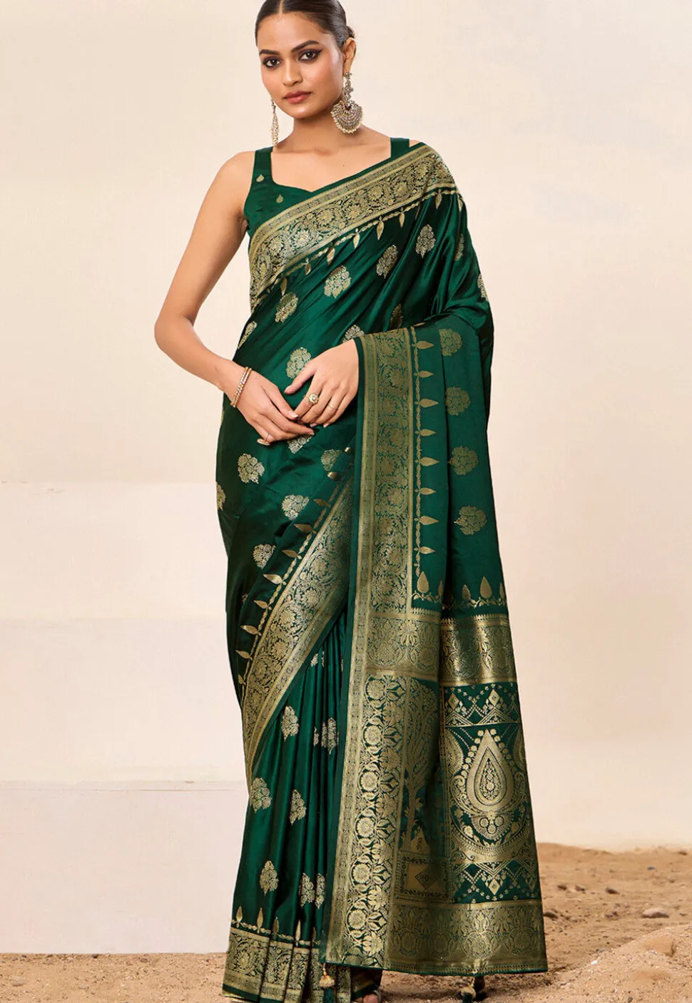 Woven Art Silk Saree in Dark Green