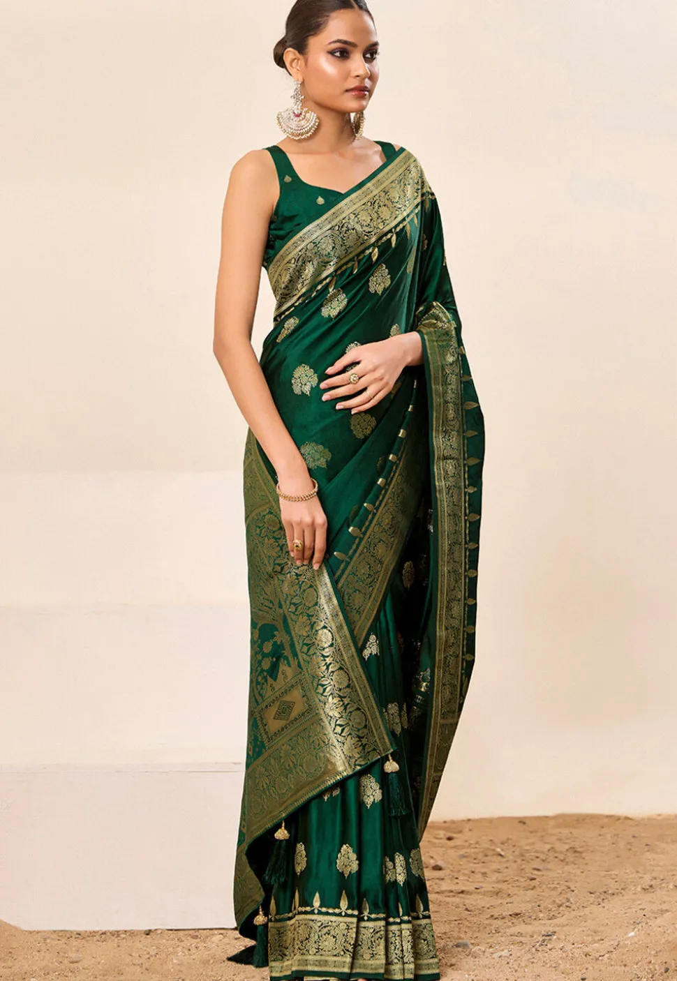 Woven Art Silk Saree in Dark Green