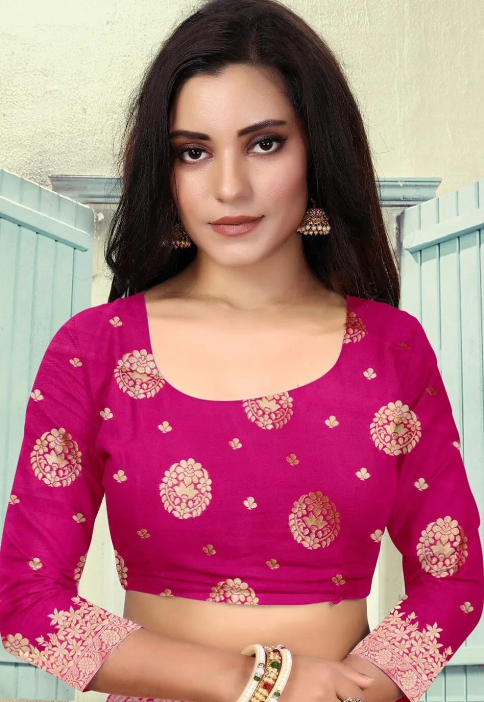 Woven Art Silk Saree in Fuchsia
