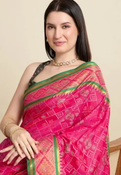 Woven Art Silk Saree in Fuchsia