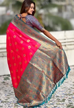 Woven Art Silk Saree in Fuchsia