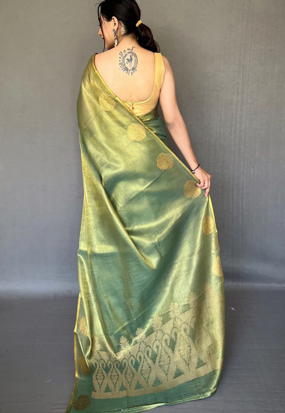 Woven Art Silk Saree in Green