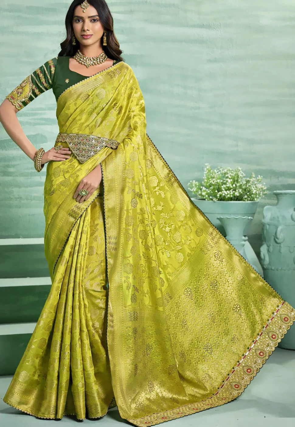 Woven Art Silk Saree in Light Green