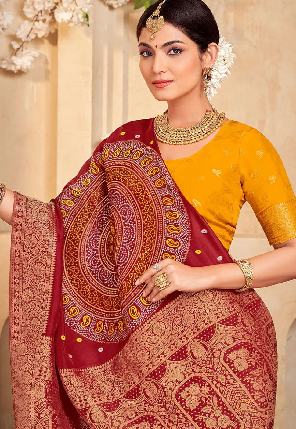 Woven Art Silk Saree in Maroon