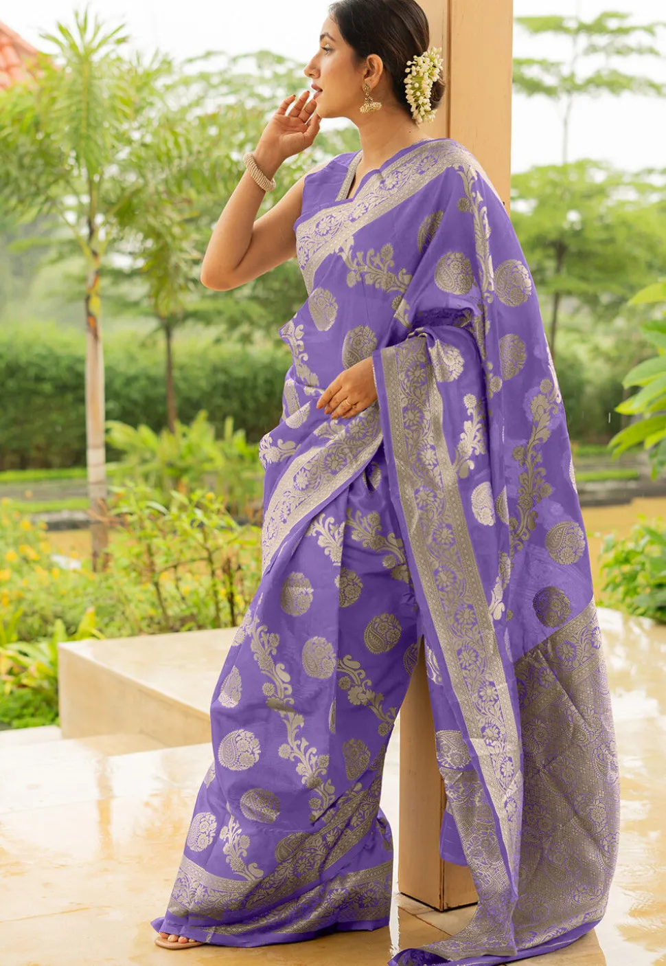 Woven Art Silk Saree in Purple
