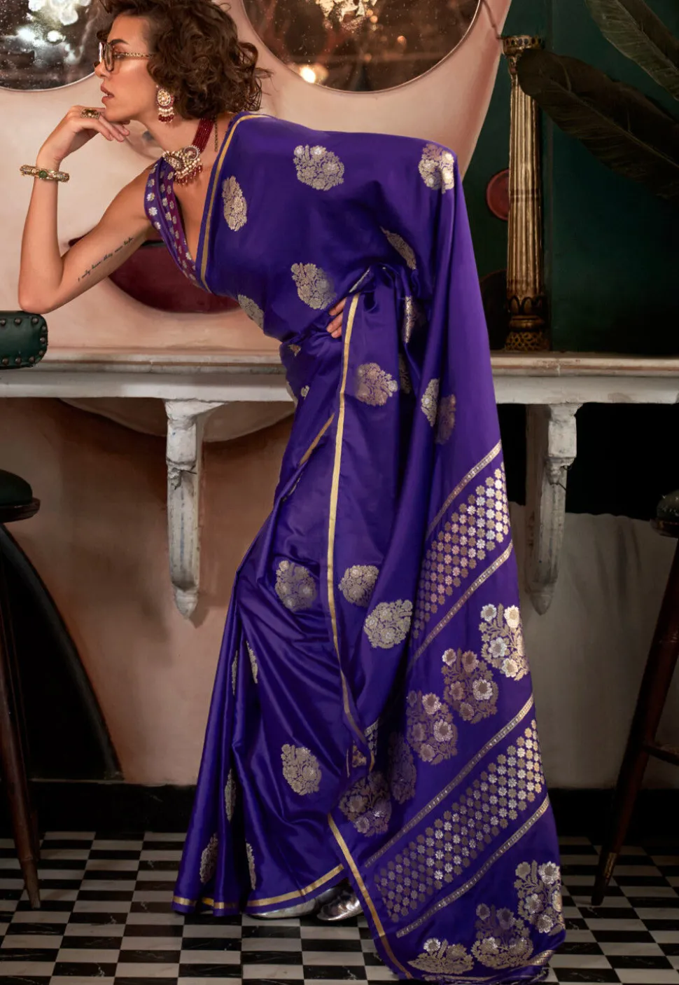 Woven Art Silk Saree in Purple