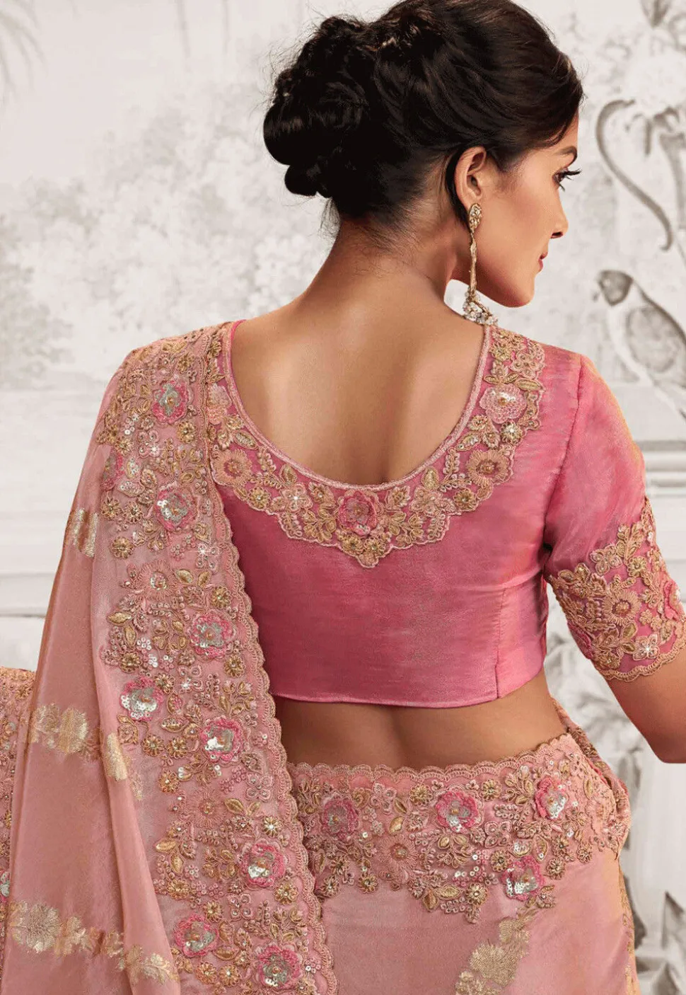 Woven Art Silk Scalloped Saree in Pink