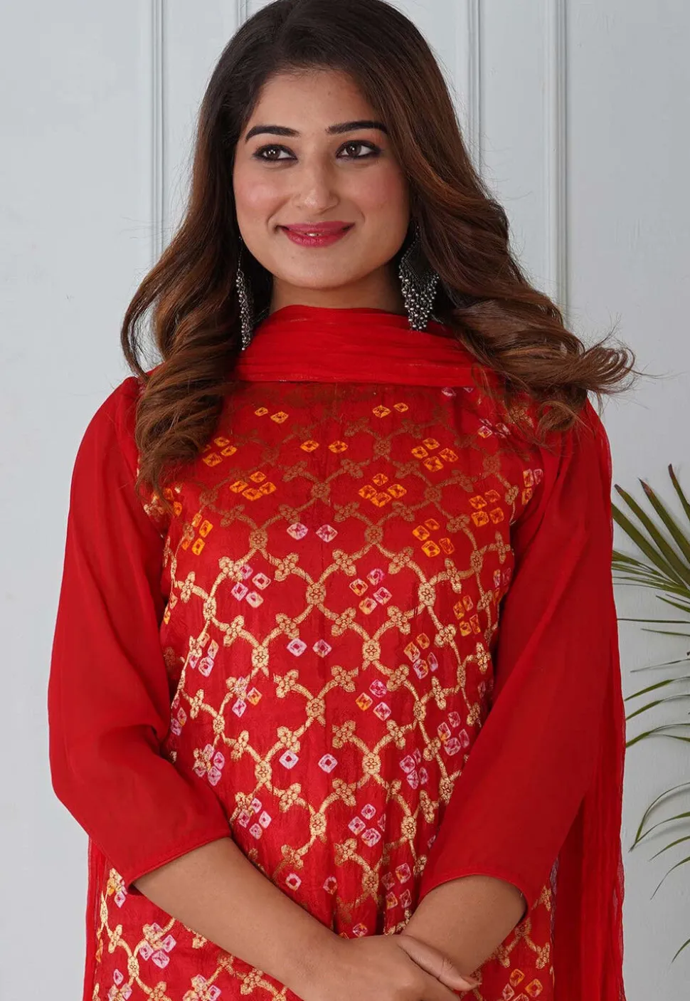 Woven Art Silk Straight Suit in Red