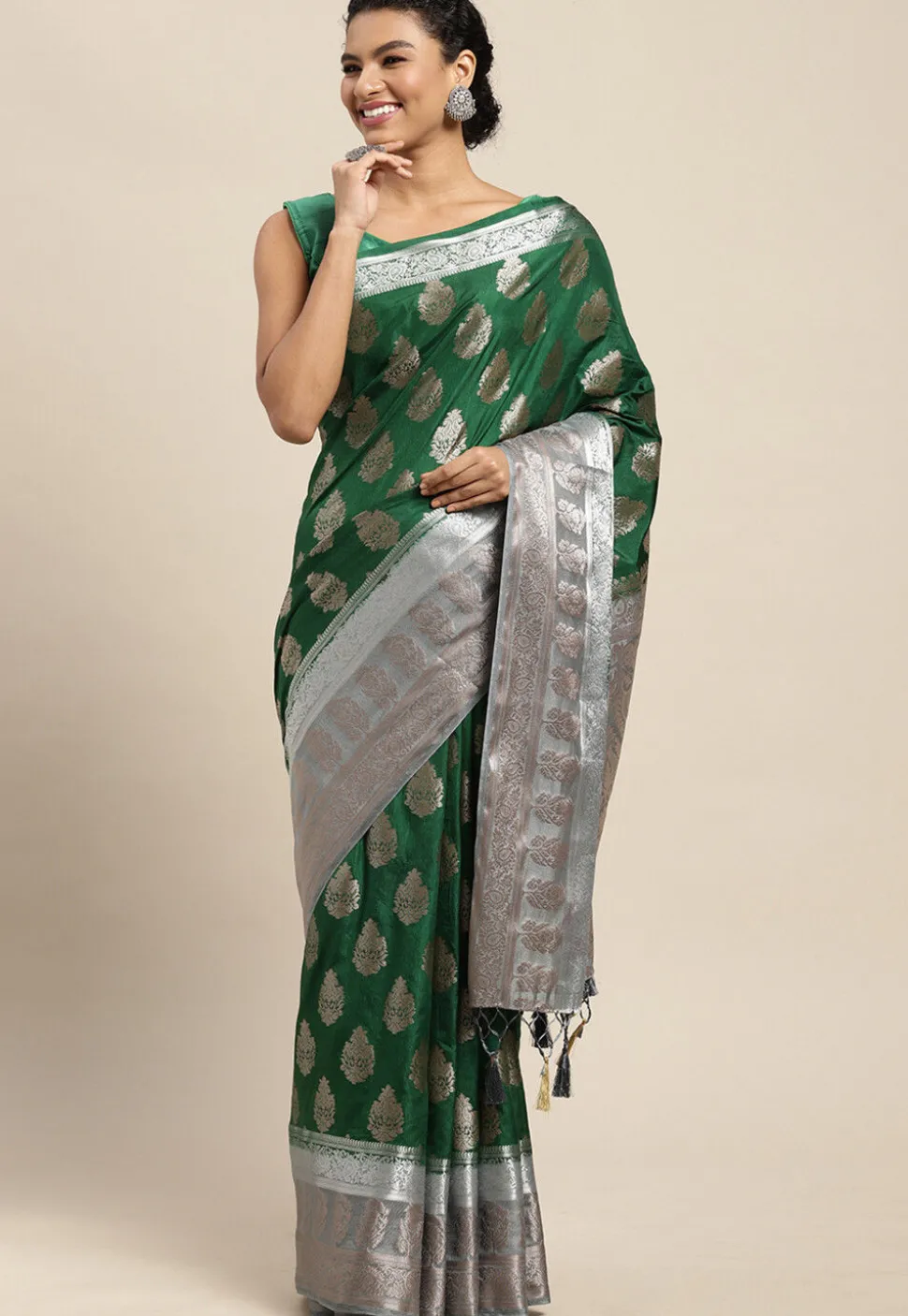 Woven Bangalore Silk Saree in Dark Green