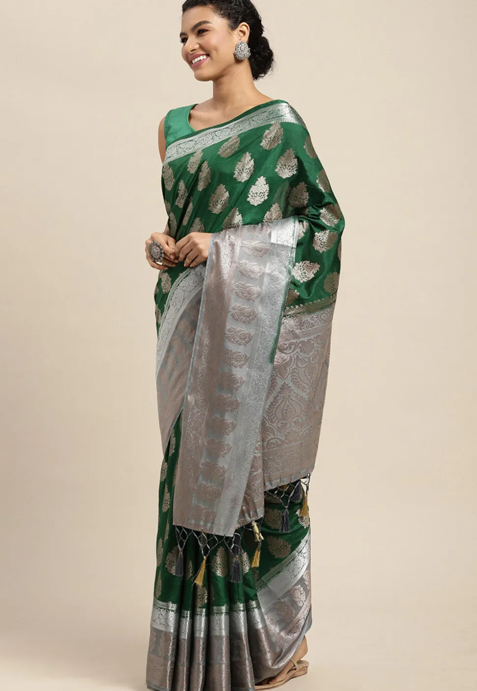 Woven Bangalore Silk Saree in Dark Green