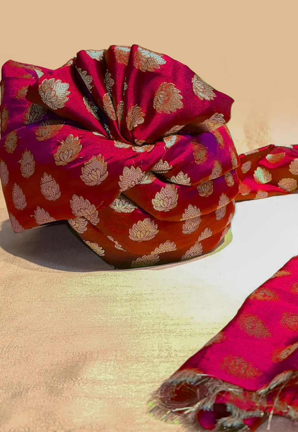 Woven Chanderi Brocade Unisex Turban in Red