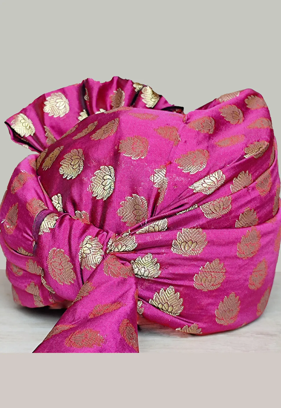 Woven Chanderi Brocade Unisex Turban in Fuchsia