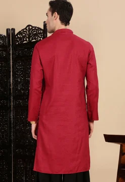 Woven Cotton Kurta in Maroon