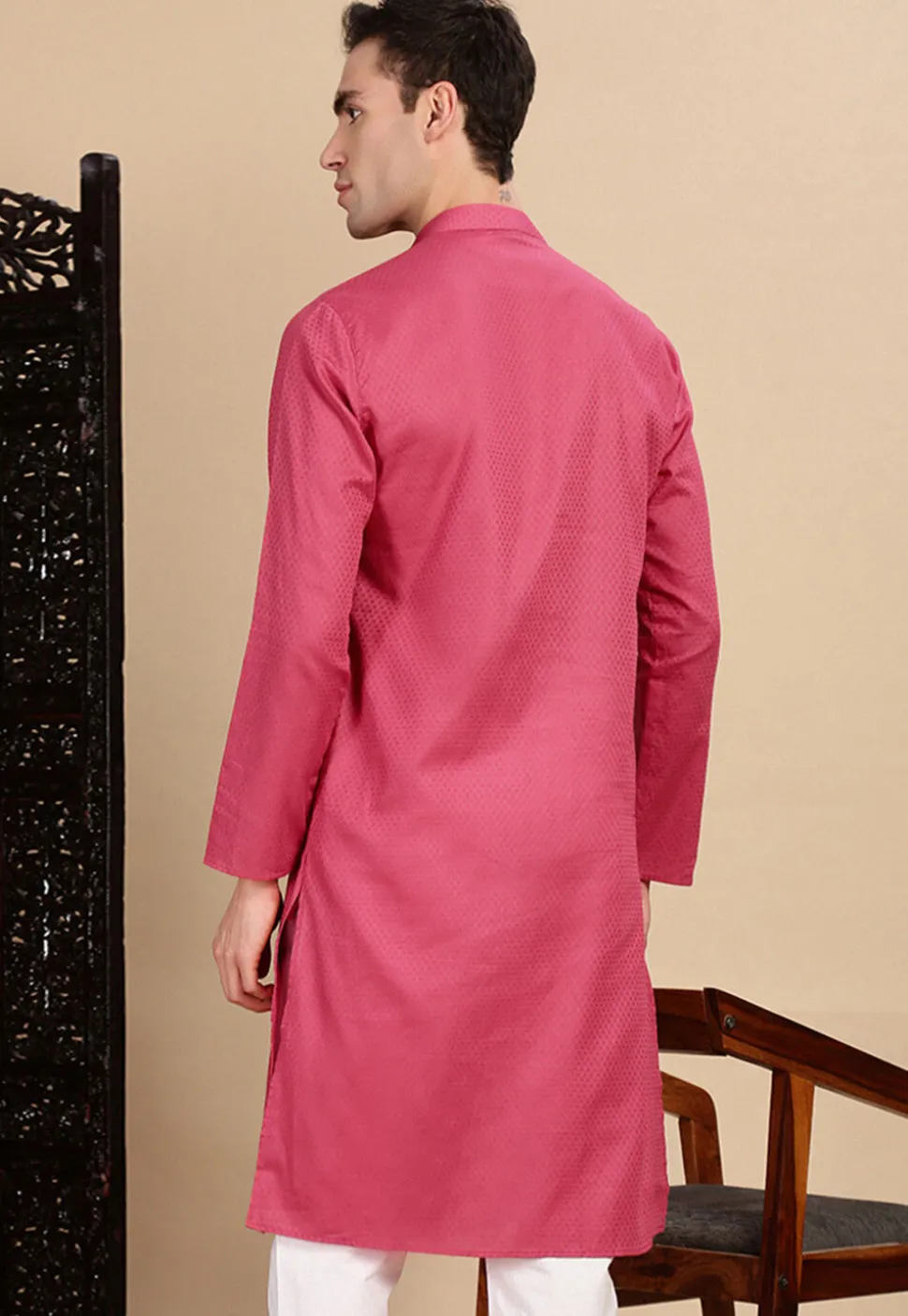 Woven Cotton Kurta in Pink