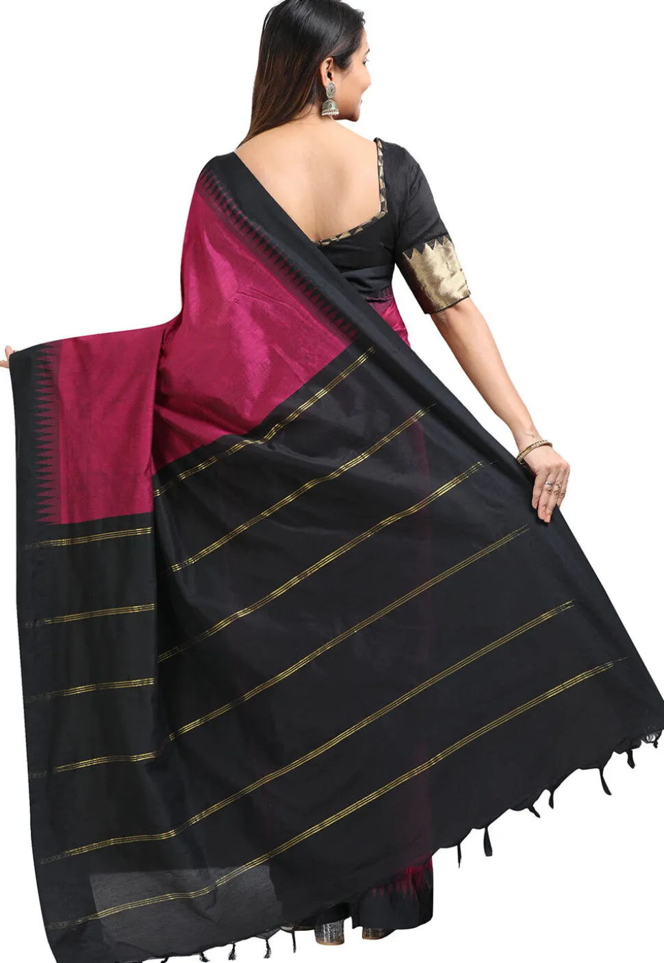 Woven Cotton Saree in Magenta