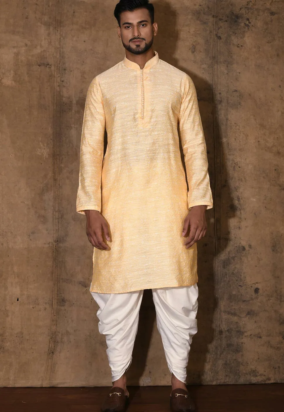 Woven Cotton Silk Jacquard Kurta Set in Peach